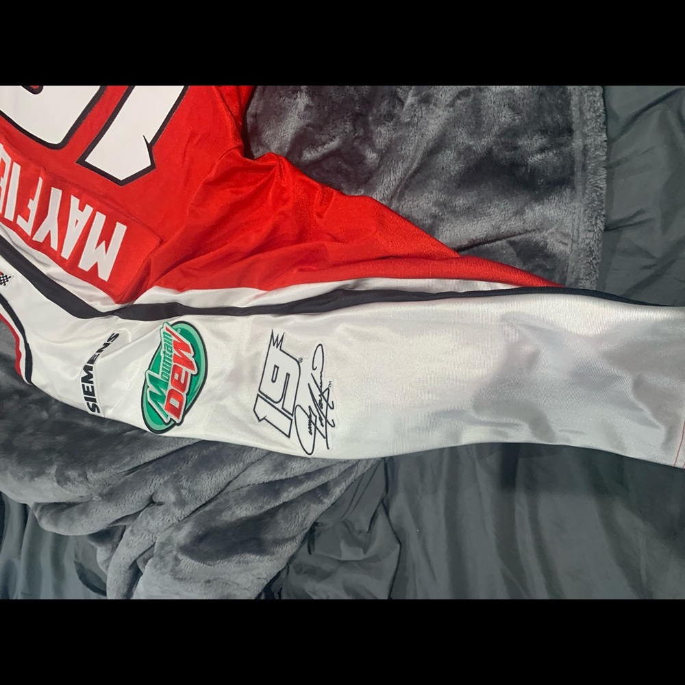 Jeremy Mayfield NASCAR Hockey Jersey. - Picture 6 of 7